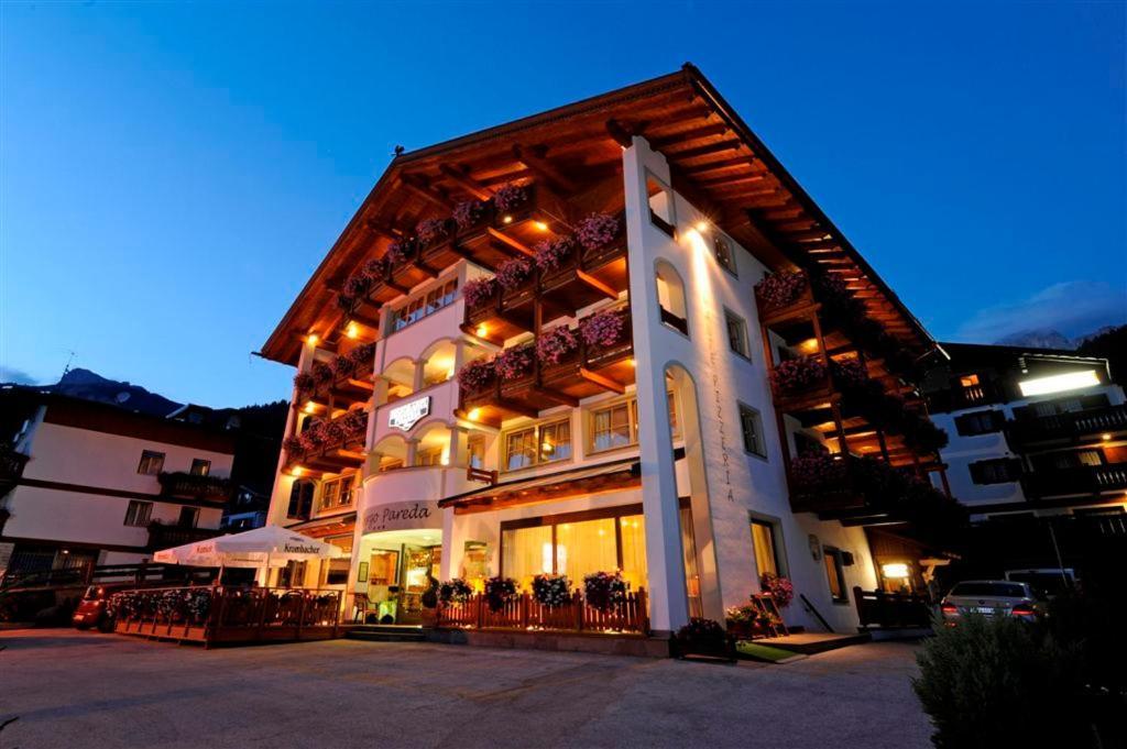 Hotel Pareda Канацеи Экстерьер фото